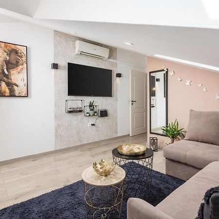 Mucho Mas Apartment Rijeka Bagian luar foto