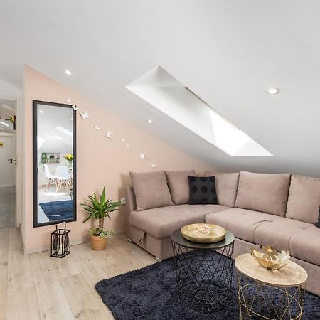 Mucho Mas Apartment Rijeka Bagian luar foto