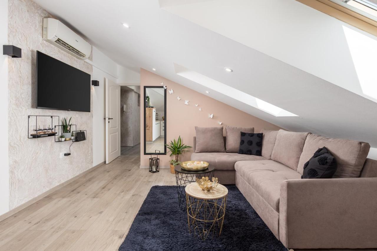 Mucho Mas Apartment Rijeka Bagian luar foto